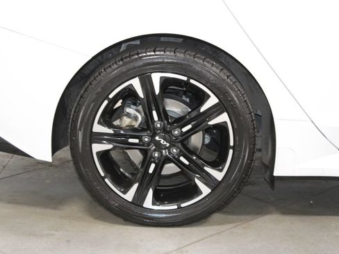 Used 2022 Kia K5 GT-Line w/ GT-Line Awd Premium Package image 13