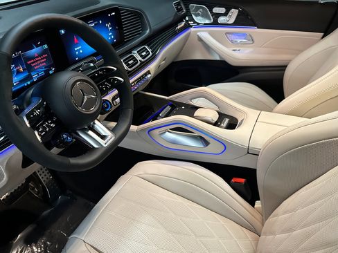 New 2026 Mercedes-Benz GLS 63 AMG 4MATIC image 4