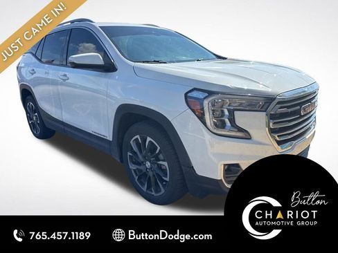Used 2022 GMC Terrain SLT w/ LPO, Floor Liner Package AWD/4WD image 1