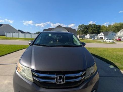Used 2014 Honda Odyssey EX-L image 2
