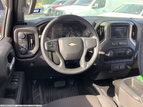 Used 2025 Chevrolet Silverado 1500 W/T w/ WT Value Package AWD/4WD image 10