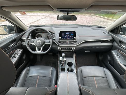 Used 2021 Nissan Altima 2.5 SR w/ SR Premium Package FWD image 27