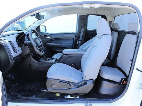 Used 2016 Chevrolet Colorado W/T w/ WT Convenience Package image 12