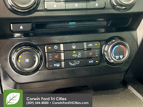 Used 2017 Ford F150 XLT w/ Equipment Group 302A Luxury AWD/4WD image 9