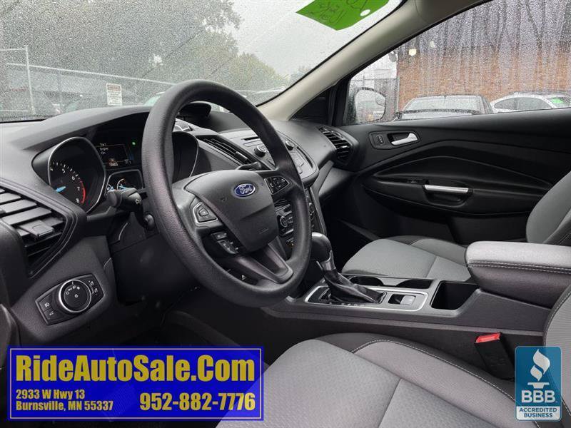 Used 2017 Ford Escape SE AWD/4WD image 10