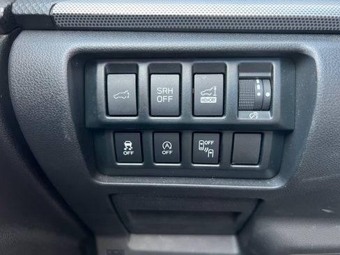 Used 2021 Subaru Forester Limited AWD/4WD image 30