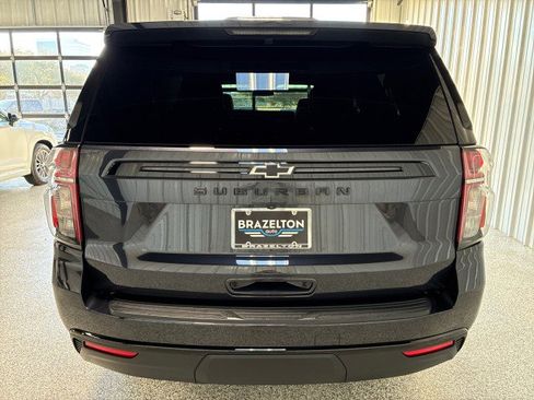 Used 2024 Chevrolet Suburban Z71 w/ Luxury Package image 6