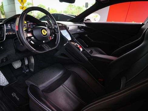 Certified 2021 Ferrari Roma RWD image 37