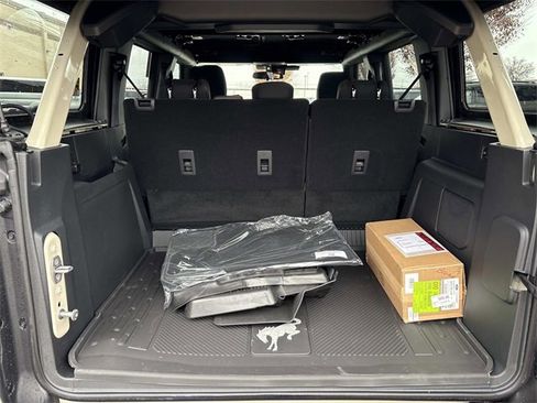 New 2025 Ford Bronco 4-Door image 12