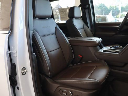 Used 2026 GMC Sierra 2500 Denali w/ Denali Reserve Package image 51