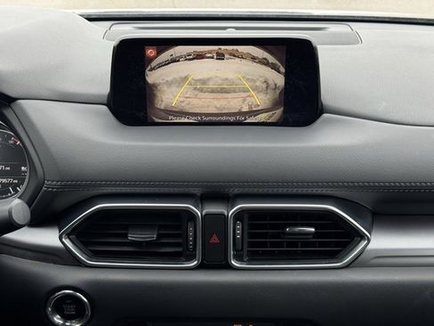 Used 2018 MAZDA CX-5 Touring image 4