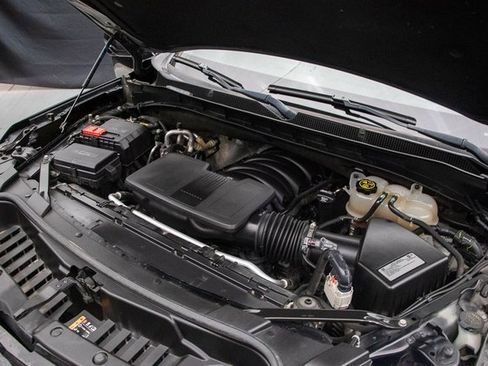 Used 2021 Chevrolet Tahoe Z71 image 32