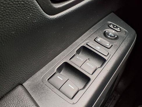 Used 2025 Honda CR-V Sport image 11