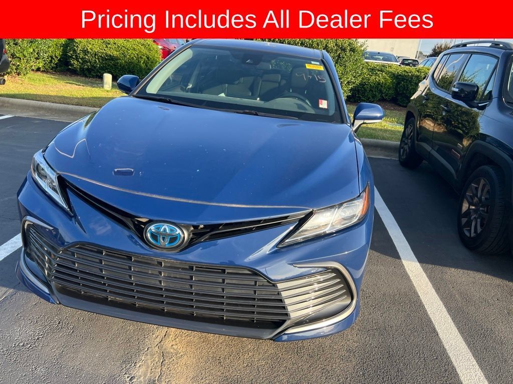 Used 2024 Toyota Camry LE w/ Cold Weather Package FWD image 21