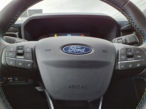 New 2026 Ford Maverick Lobo image 10