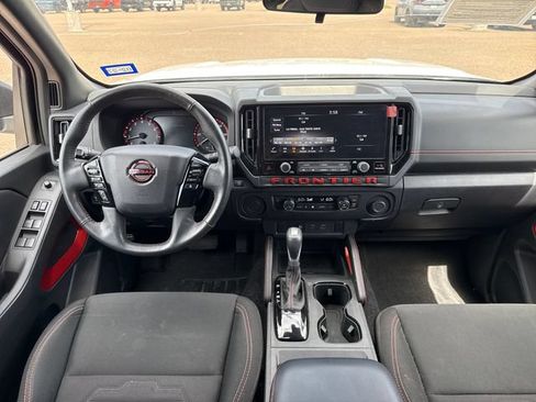 Certified 2025 Nissan Frontier Pro-X RWD image 13