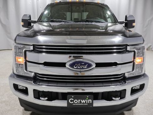 Used 2018 Ford F250 Lariat w/ Lariat Ultimate Package AWD/4WD image 8