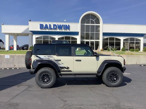 New 2025 Ford Bronco Raptor image 8