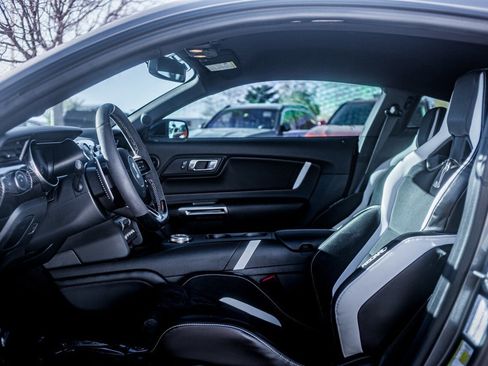 Used 2022 Ford Mustang Shelby GT500 w/ Carbon Fiber Track Pack image 12