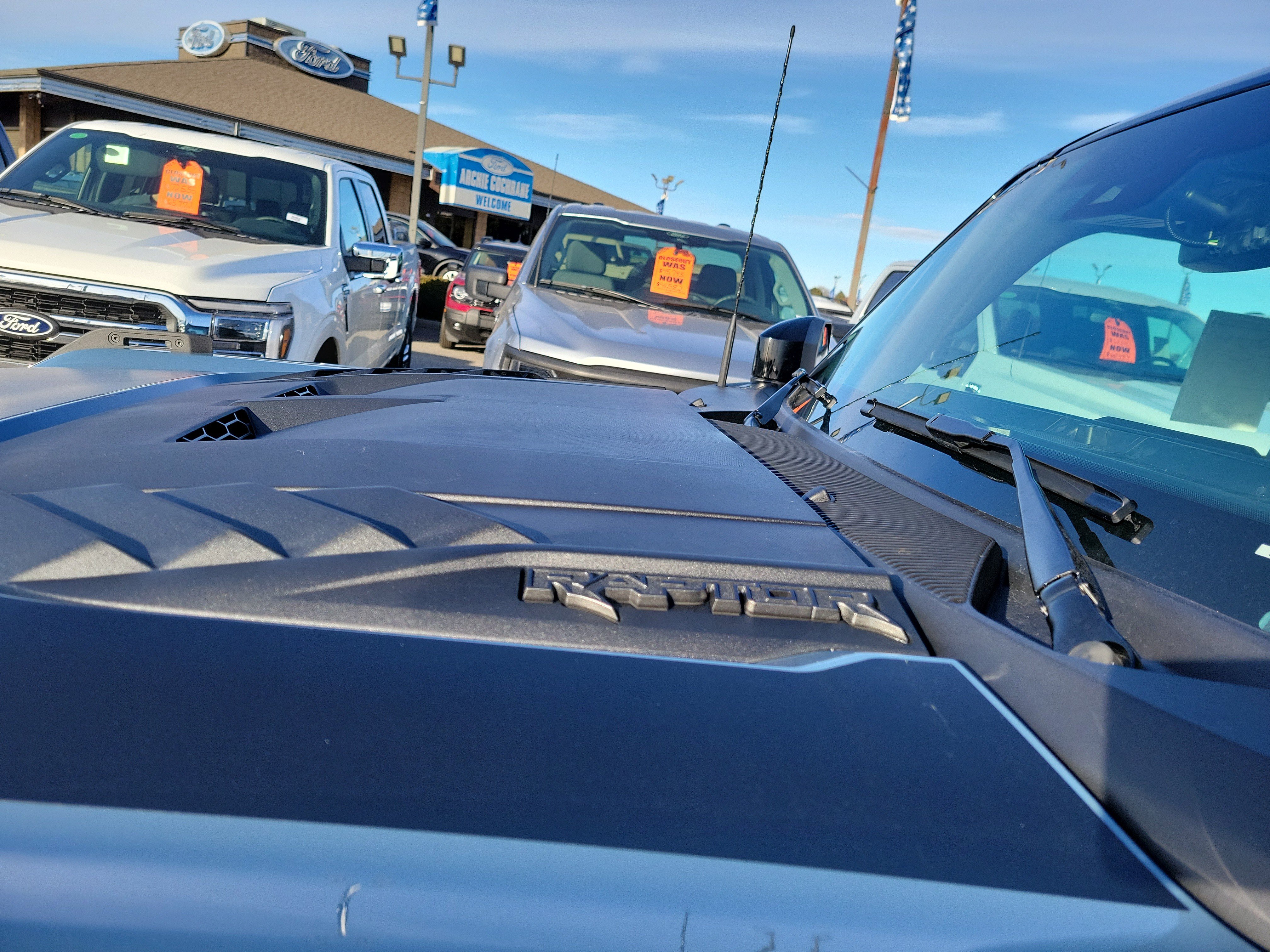 New 2025 Ford Bronco Raptor AWD/4WD image 9