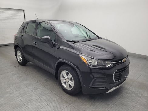 Used 2020 Chevrolet Trax LS w/ LPO, Protection Package FWD image 13