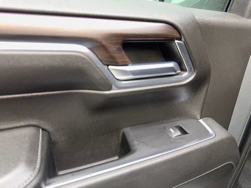 Used 2024 GMC Sierra 1500 SLT RWD image 40