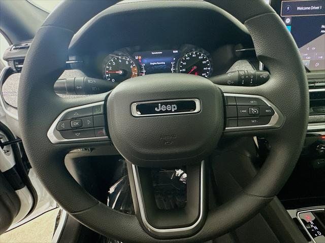 Certified 2024 Jeep Compass Sport AWD/4WD image 11