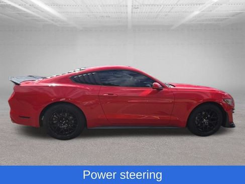 Used 2017 Ford Mustang Coupe RWD image 11