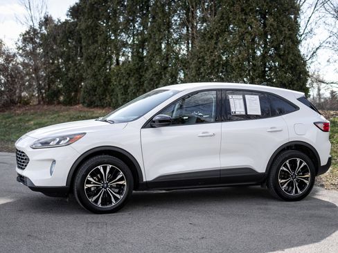 Used 2022 Ford Escape SEL w/ SEL Stealth AWD Package image 8