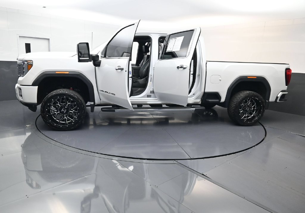 Used 2020 GMC Sierra 2500 Denali w/ Denali Ultimate Package AWD/4WD image 1