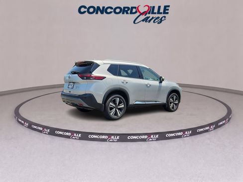 Certified 2023 Nissan Rogue SL w/ SL Premium Package AWD/4WD image 6
