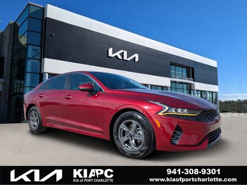 Used 2022 Kia K5 LXS image 1