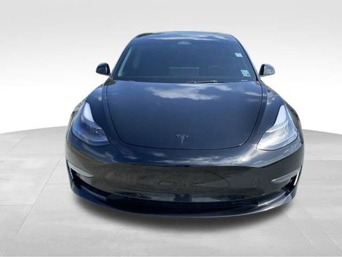 Used 2023 Tesla Model 3 Standard Range image 2