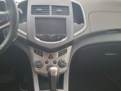 Used 2013 Chevrolet Sonic LT FWD image 7