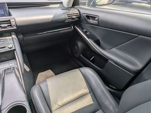 Used 2019 Lexus IS 300 AWD w/ Navigation Package image 17