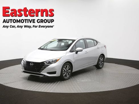 Used 2025 Nissan Versa SV FWD image 55