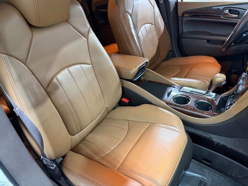 Used 2014 Buick Enclave Premium FWD image 47