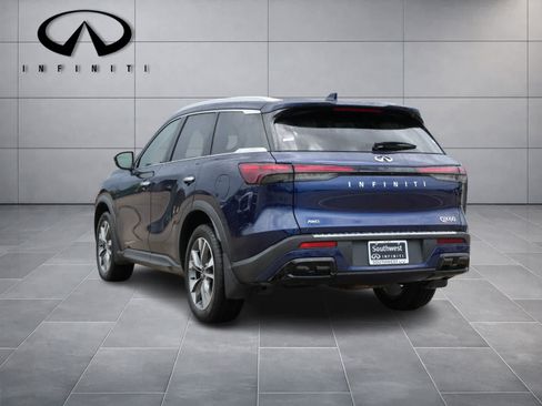 Certified 2023 INFINITI QX60 Luxe w/ Vision Package AWD/4WD image 5