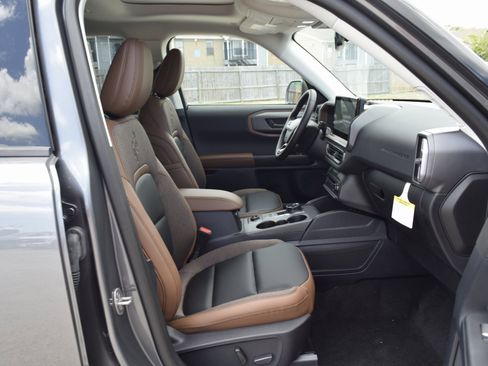 New 2025 Ford Bronco Sport Outer Banks w/ Outer Banks Tech Package+ image 23