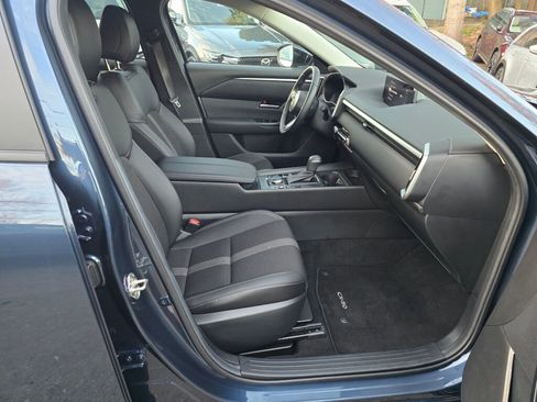 Certified 2025 MAZDA CX-50 2.5 Hybrid w/ Preferred Pkg image 12