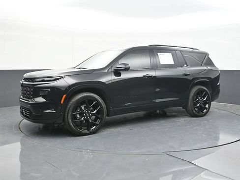 Used 2024 Chevrolet Traverse RS w/ LPO, Floor Liner Package AWD/4WD image 7