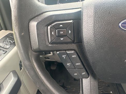 Used 2021 Ford F250 XLT w/ XLT Premium Package AWD/4WD image 20
