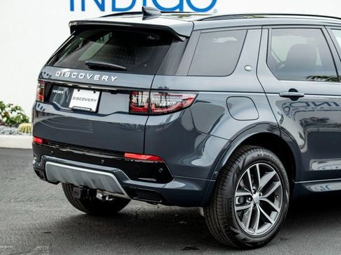 New 2025 Land Rover Discovery Sport S image 7