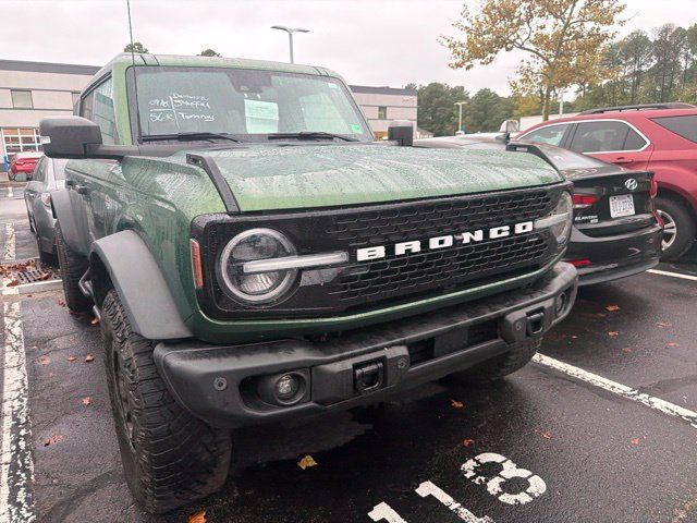 Used 2023 Ford Bronco Wildtrak AWD/4WD image 2