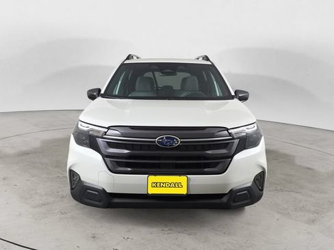 Certified 2026 Subaru Forester Premium w/ Base/Premium Package AWD/4WD image 2