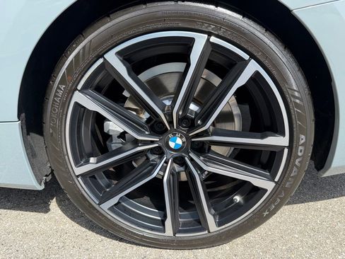 Used 2022 BMW 430i Coupe w/ M Sport Package RWD image 25