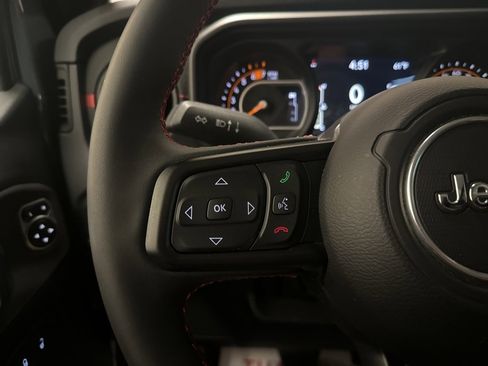 Used 2024 Jeep Wrangler Unlimited Rubicon w/ Convenience Group image 22