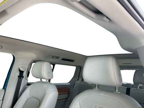 New 2025 Volkswagen ID. Buzz 1st Edition image 23