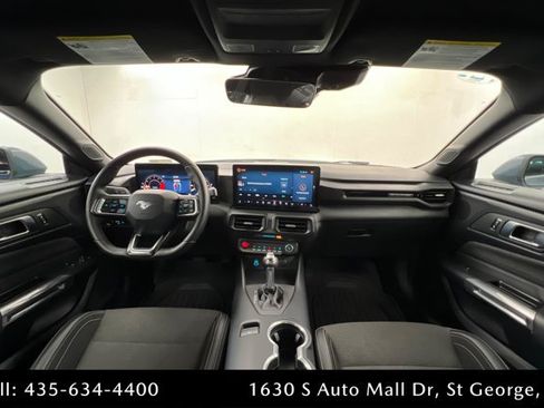 Used 2024 Ford Mustang Coupe RWD image 9