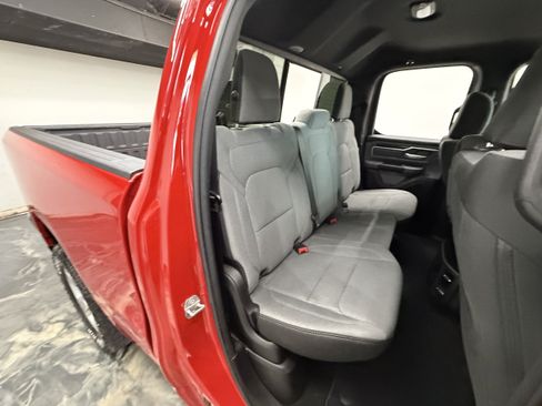 Used 2022 RAM 1500 Big Horn AWD/4WD image 23